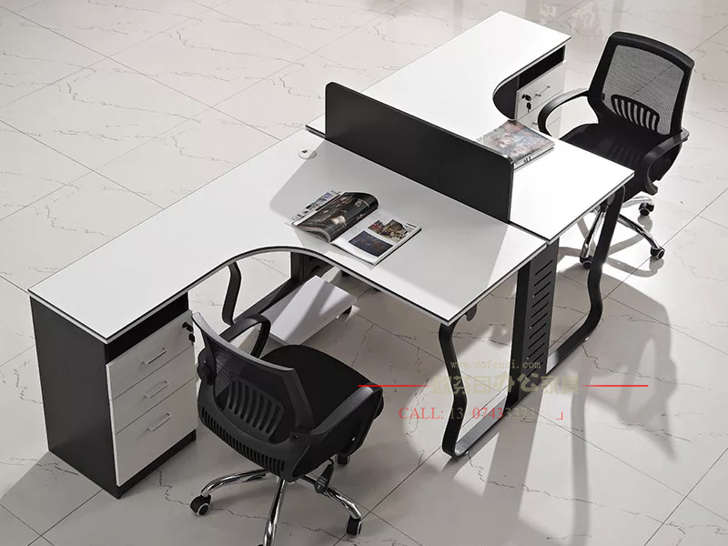 轉(zhuǎn)角鋼木辦公桌006